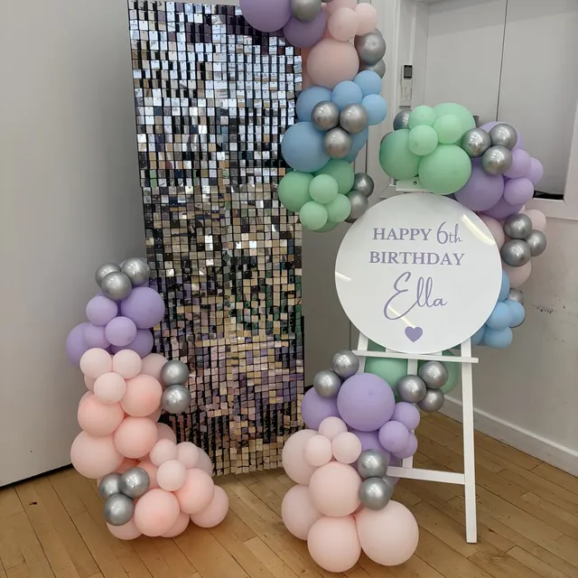 Shimmer Pillar & Sign